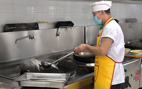 臨安分公司餐飲服務(wù)崗位技能考核圓滿完成